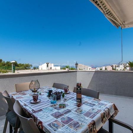 Apartment Vesna With Balcony & Free Parking 마카르스카 외부 사진