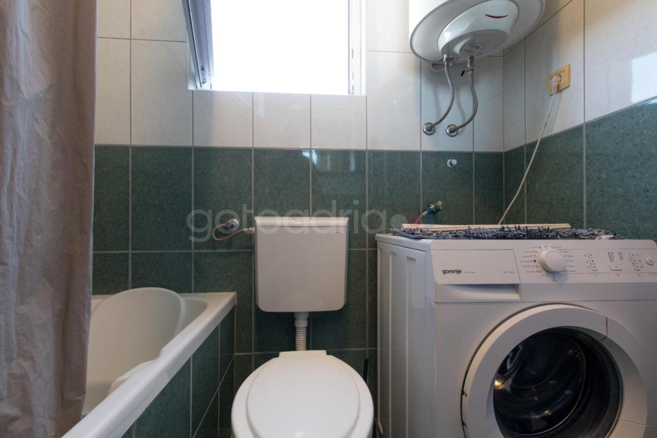 Apartment Vesna With Balcony & Free Parking 마카르스카 외부 사진